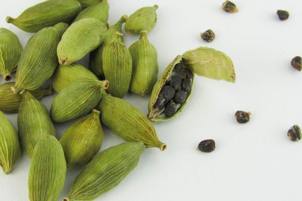 Cardamom (Elaichi)